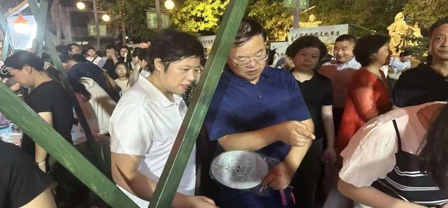 一半煙火氣，一半杏林香——逛中醫(yī)藥文化夜市，享中醫(yī)藥文化盛宴